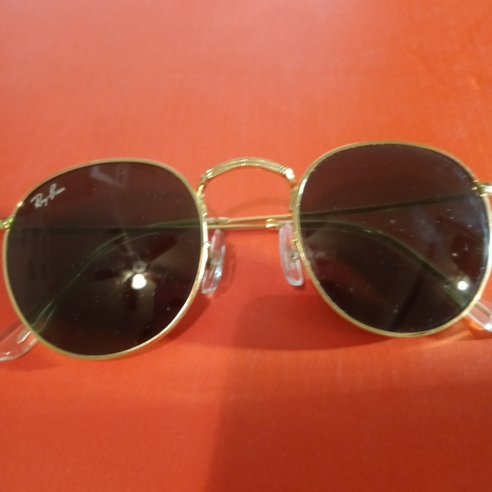 Ray-Bands Sunglasses Gold:FOUND AT THRIFT STORE FINAL SALE.
